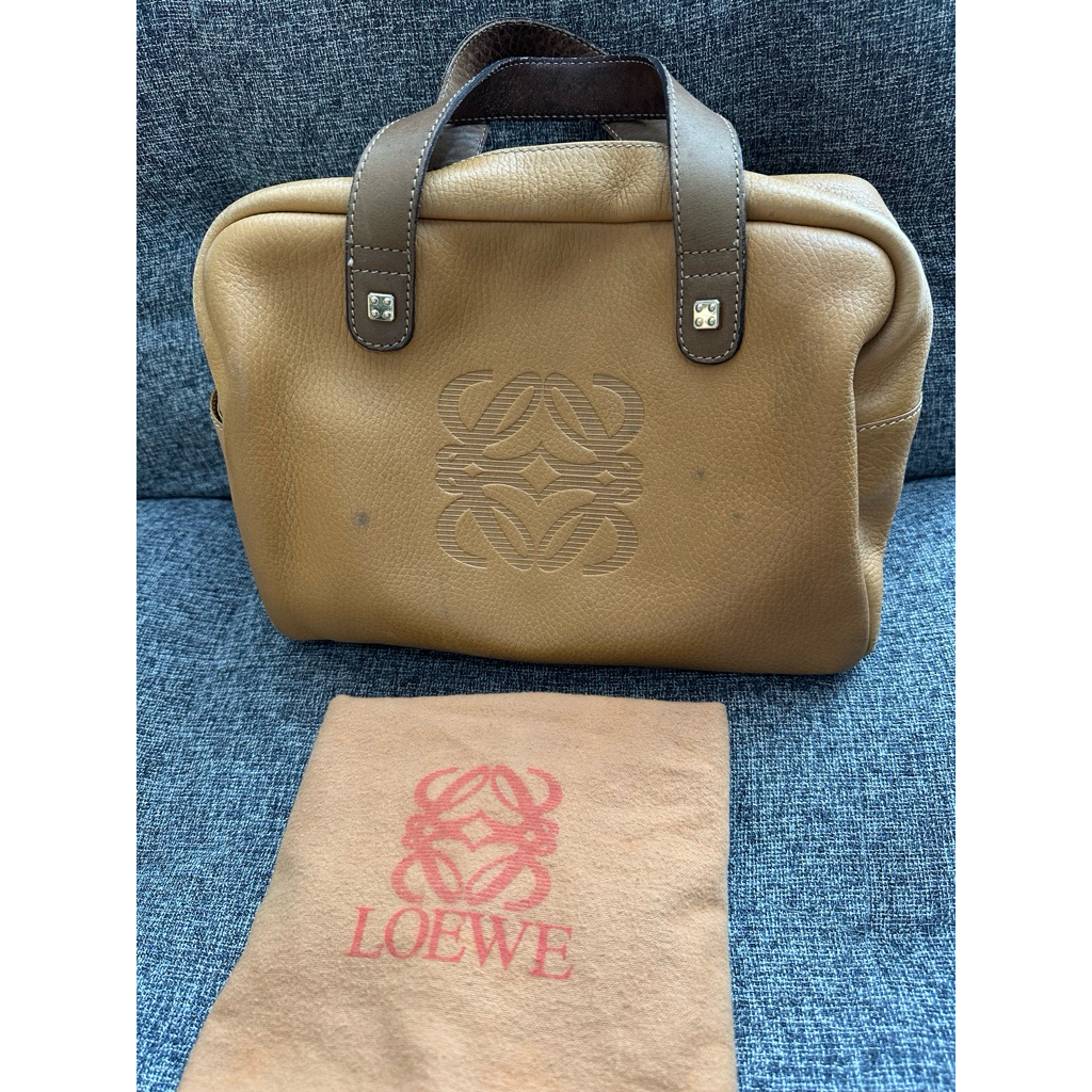 Used : LOEWE Anagram Vintage Boston Bag