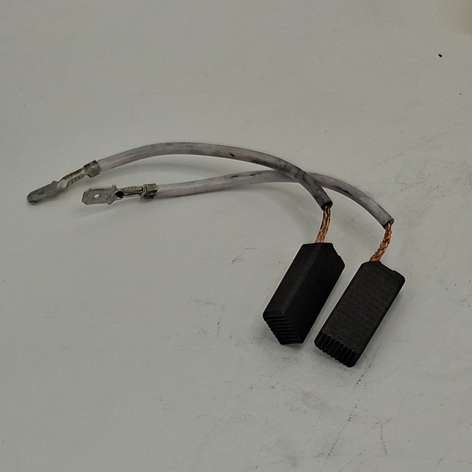 DEWALT อะไหล่แปรงถ่านสกัดไฟฟ้า สว่านโรตารี่ รุ่น D24581 D25841K D25811 D25811K part no N492849 อะไหล