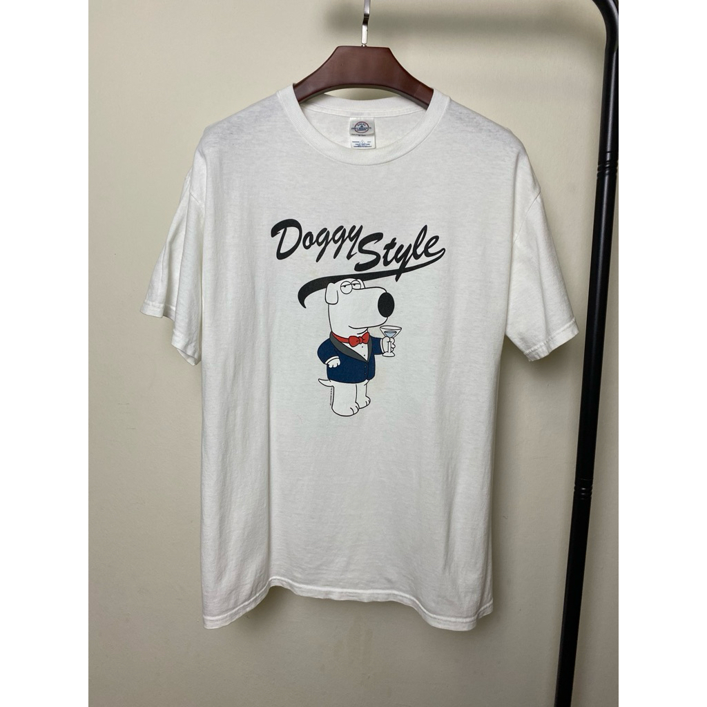 เสื้อยืดลาย Brian Griffin จากเรื่อง Family Guy