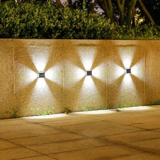 MeeDa ไฟผนังโซล่าเซลล์ ไฟโซล่าเซลล์ Solar Light 14 LED โคมไฟติดผนังภายนอก IP65 แสงอบอุ่น ติดบันไดหน้าบ้าน รั้วบ้าน