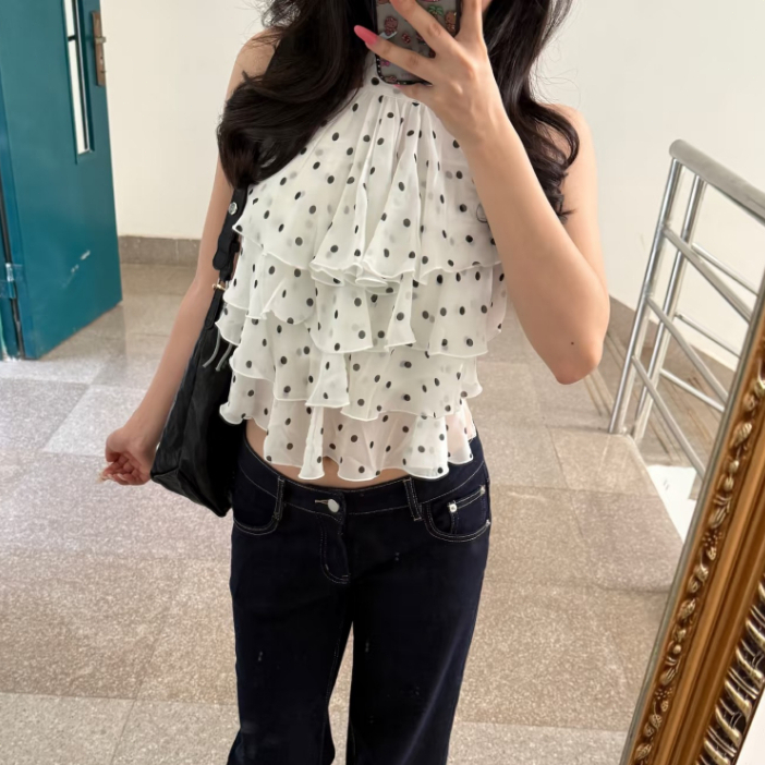 🔥SG🔥ส่งไว เสื้อกล้าม คล้องคอ ระบาย ทรงเซ็กซี่เข้ารูป เปิดไหล่แฟชั่นผู้หญิง ผ้าชีฟอง ผ้ายืด สีฟ้า ลายจุด  สไตล์เกาหลี รูปที่ 8