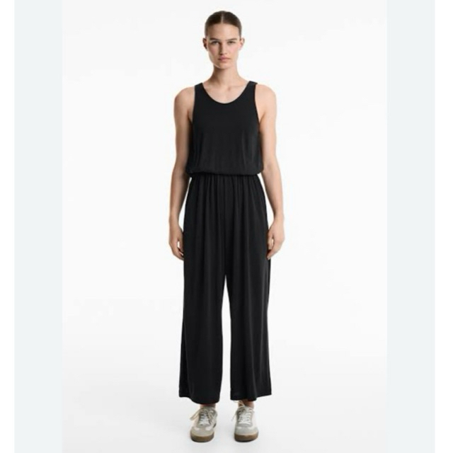 OYSHO jumpsuit น่ารักมาก size xl ผ้านุ้มมมม