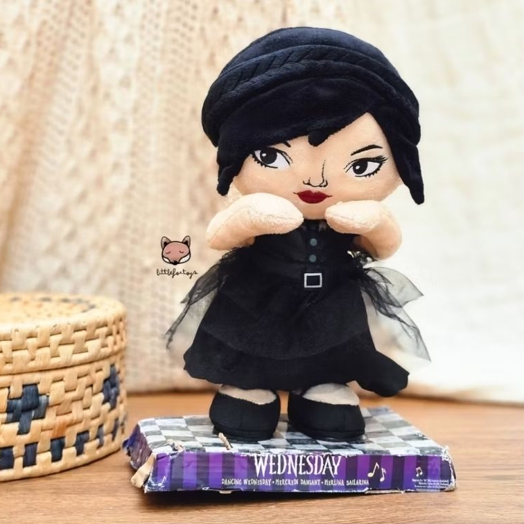 Just Play – Wednesday Dancing Plush Doll 💃🕸️