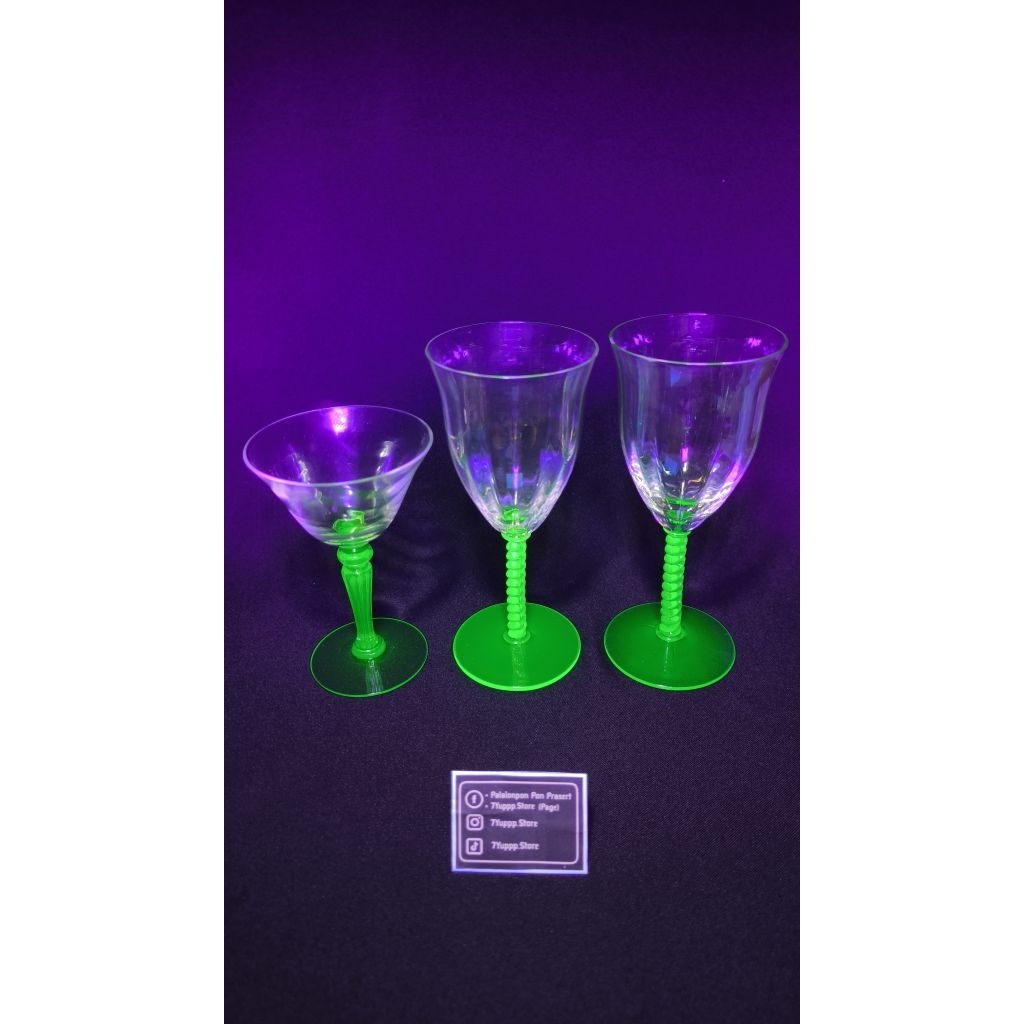แก้วไวน์ยูเรเนียม ชุด3ใบ | Uranium glass