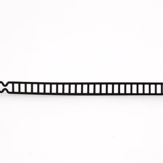 พลาสติกยึดสายไฟ*แท้ BMW F20,F30,E46E90,E60,F10,X1 E84,X1 F48 ( OEM No.61131391721 )