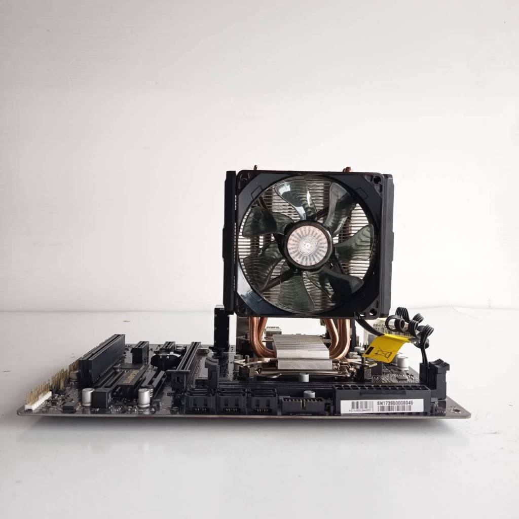 CPU  Core i5  7500  3.40GHz + M/B  GIGABYTE  B250M - HD3 - CF  (1151 V.1)  ประกัน  2  เดือน