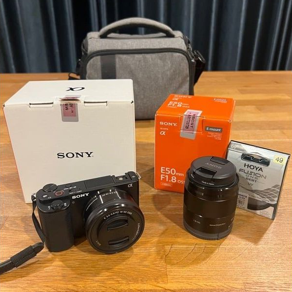กล้อง Sony ZV-E10 พร้อมเลนส์ 50mm F1.8 ราคา 10000 บาท ขายกล้อง Sony ZV-E10 พร้อมเลนส์ 🤍⭐️ตัวอย่างทั้
