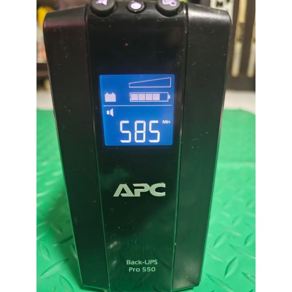 UPS  APC  Back-UPS Pro 550VA (BR550GI) สินค้ามือสอง (ไม่มีแบตเตอรี่ )