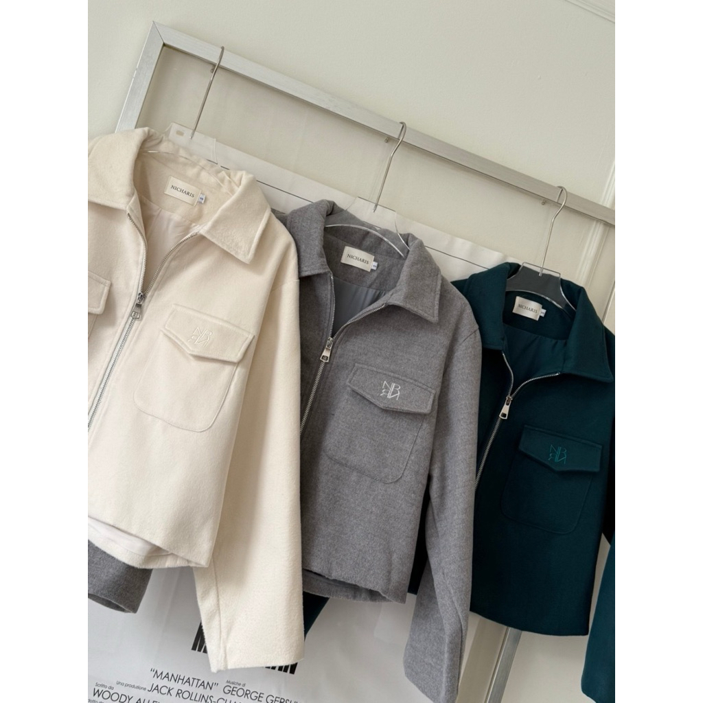 มือ2️⃣ NICHARIS - เสื้อ Jacket รุ่น Essential Jacket สีVanilla