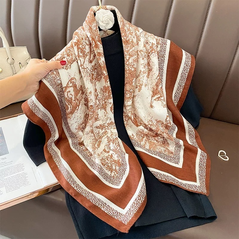 scarf  ผ้าพันคอ ผ้าซาติน(ขนาด ไหญ่90*90ซม） (สินค้าพร้อมส่งที่ไทย)
