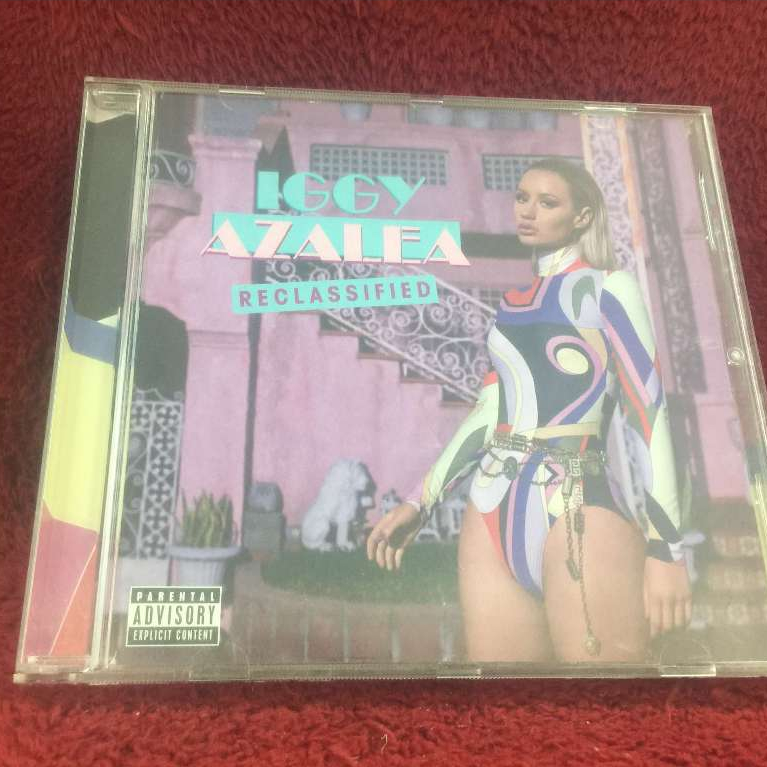 CD Iggy Azalea – Reclassified สภาพตามรูปปก ZA368-113