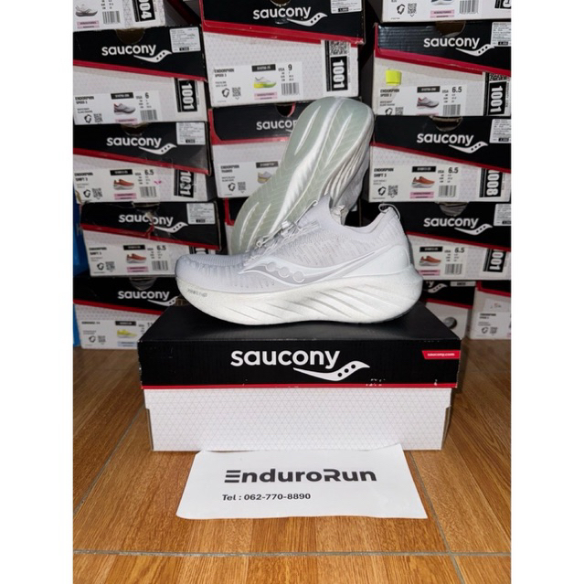 Saucony Triumph SG เเท้ 💯