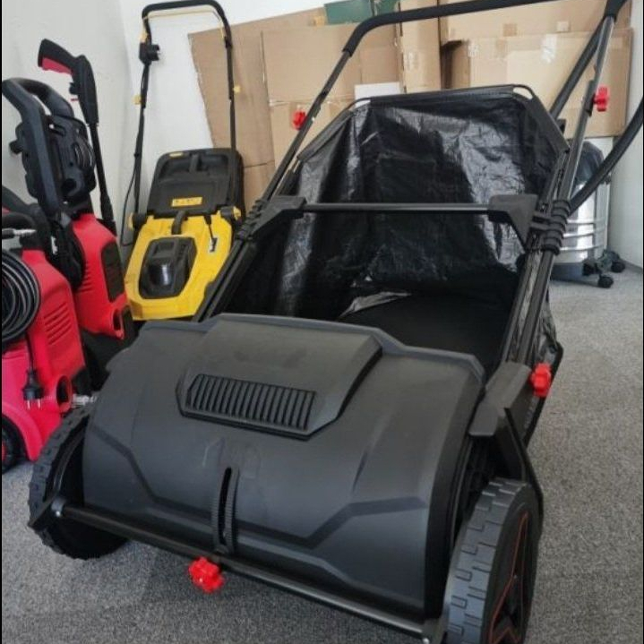 Sweaper Mower รถเก็บใบไม้ รถกวาดเก็บใบไม้ ไม่ใช้ไฟฟ้า-น้ำมัน สำหรับพื้นที่สนามหญ้าจริง&หญ้าเทียม