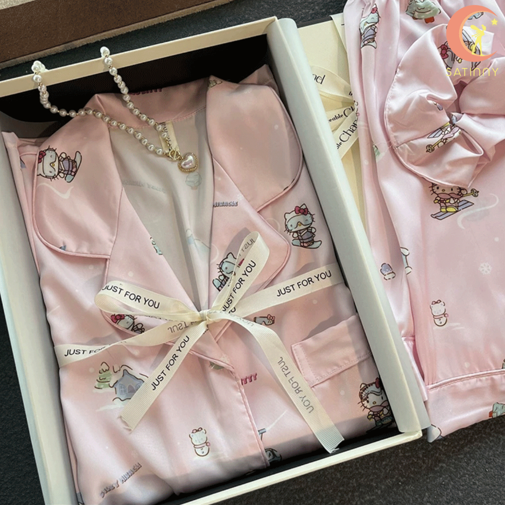 Satinny ลายKittyน่ารักใส่ละปั๊วะแน่นอน JJ22ชุดนอนระบายอากาศ ไม่ร้อน ผ้าดีมาก สไตล์เจ้าหญิง ประทับใจสุดๆ