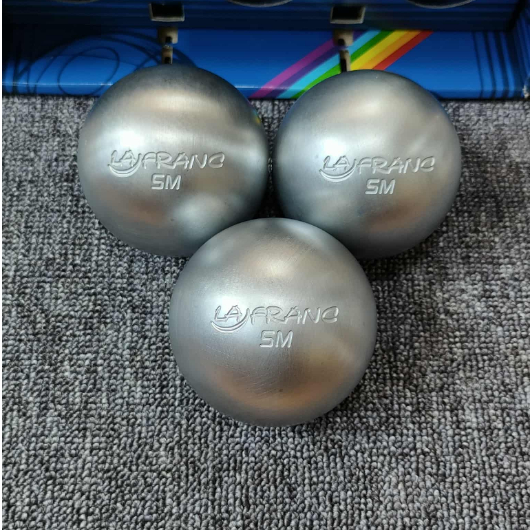 ลูกเปตอง LA FRANC SM (พร้อมส่ง) รุ่นนิยม สีเงิน 3 ลูก สำหรับการแข่งขันระดับสากล ค่าความแข็ง 140kg/mm