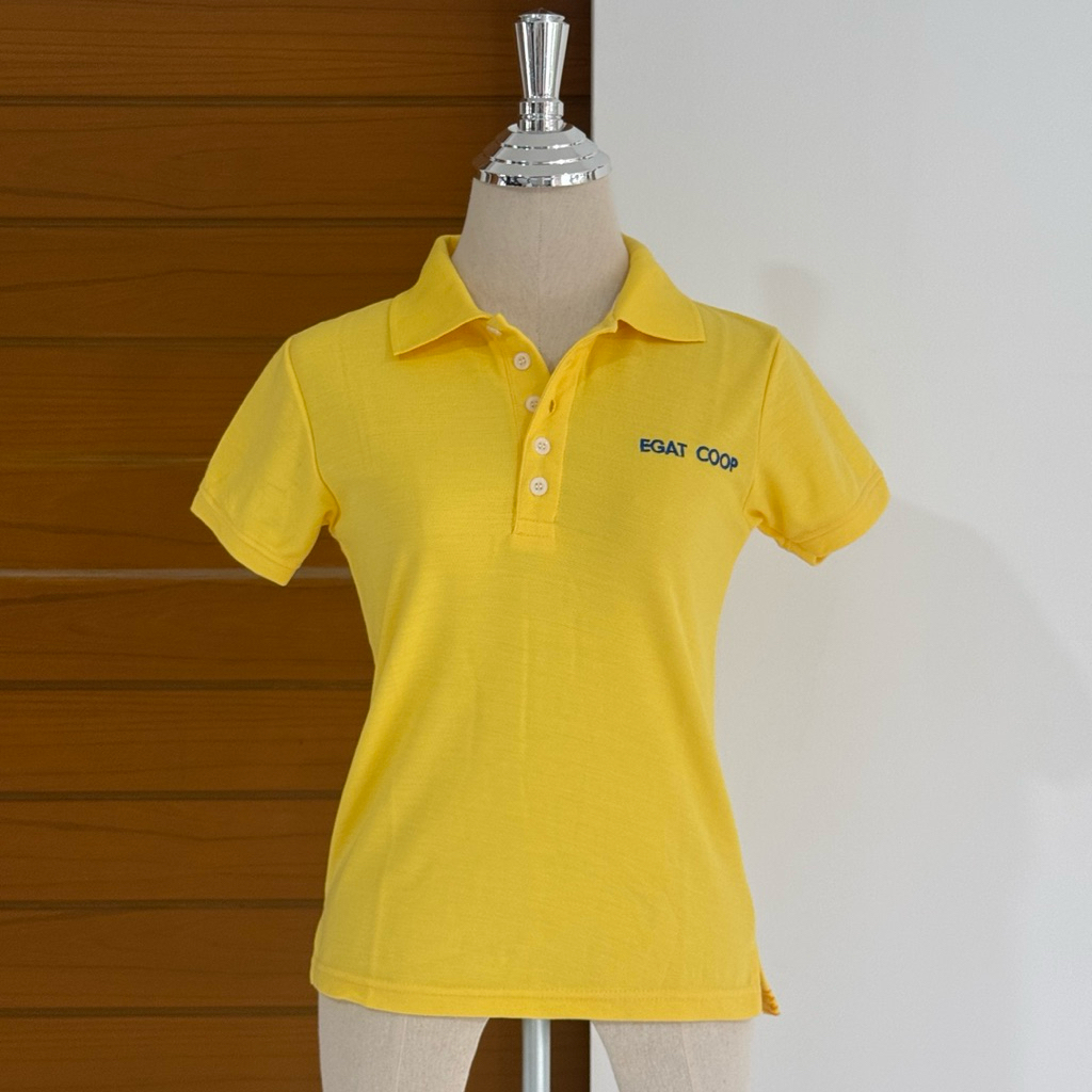 เสื้อเหลืองผู้หญิงเอวเพรียว  EGAT COOP กฟผ. เสื้อโปโลสีเหลือง การไฟฟ้าฝ่ายผลิตแห่งประเทศ ทรงผู้หญิง