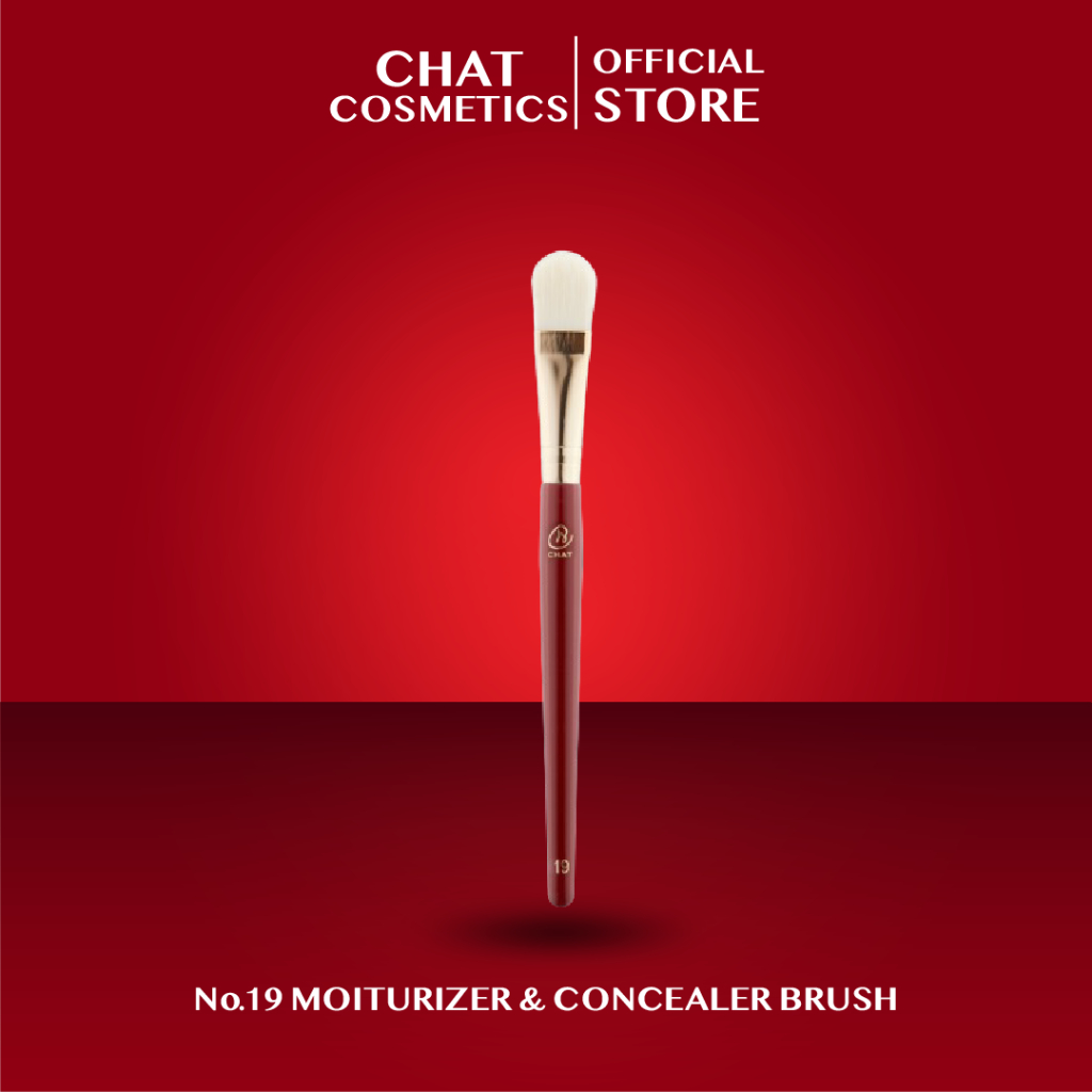 ฉัตร แปรงทรงแบนสำหรับลงครีม มอยเจอไรเซอร์ ไพรเมอร์ หรือ คอลซีลเลอร์ CHAT Moisturizer & Concealer Brush #19