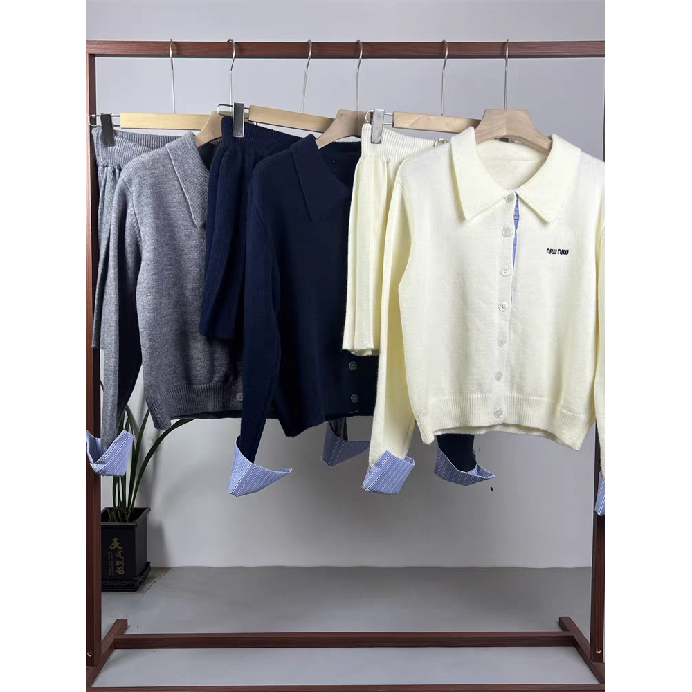 พร้อมส่ง 3สี ชุดเซ็ตไหมพรมกันหนาว เสื้อสเวเตอร์แขนยาวกับกระโปรงสั้นระบาย (S272) - รูปที่ 4