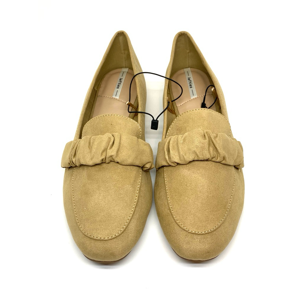 Lefties suede beige loafer (รองเท้าโลฟเฟอร์ส้นต่ำ)