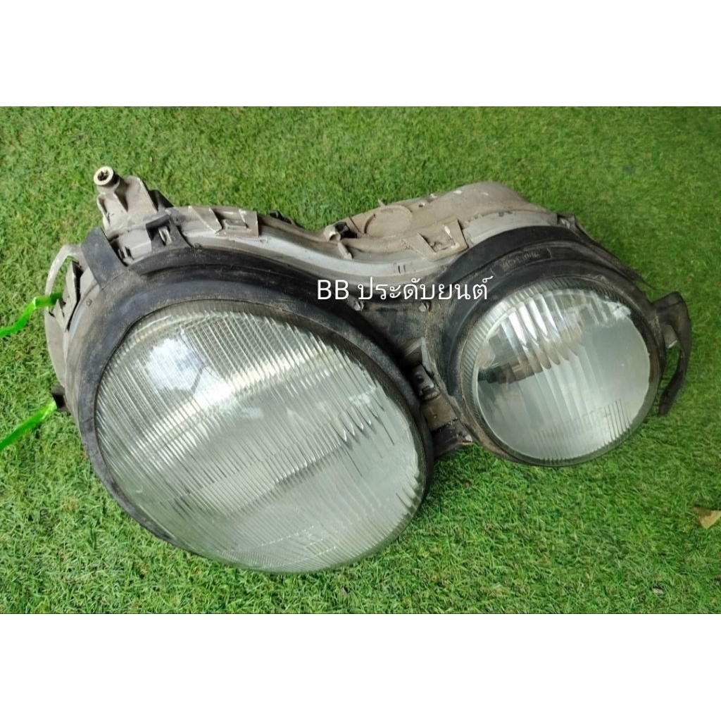 ไฟหน้า BENZ  E220 W210 ข้างขวา มือสองแท้ถอด