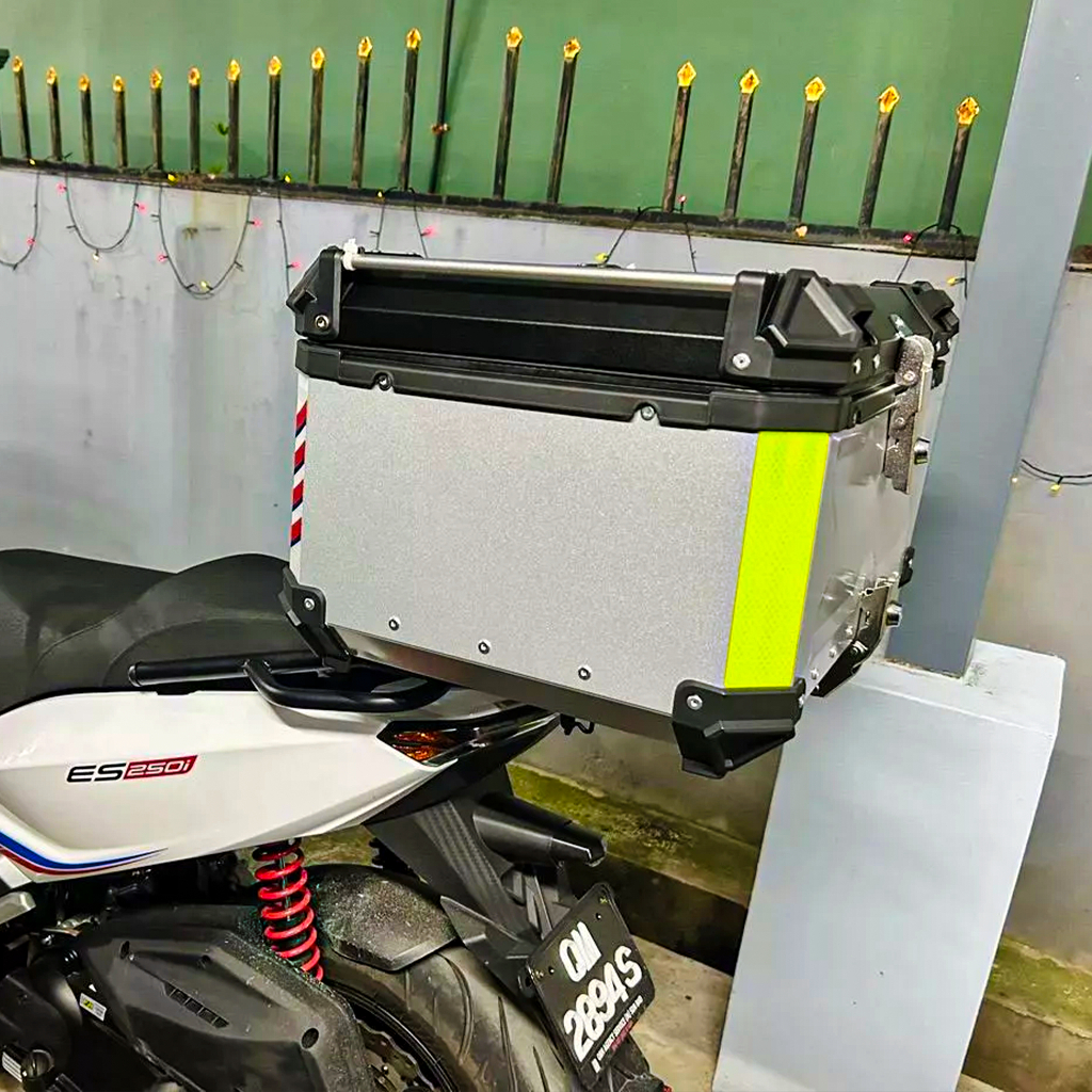 เทปสะท้อนแสง สติกเกอร์สะท้อนแสง แถบสะท้อนแสง ราคาถูก สําหรับติดรถยนต์ และรถจักรยานยนต์ - รูปที่ 4