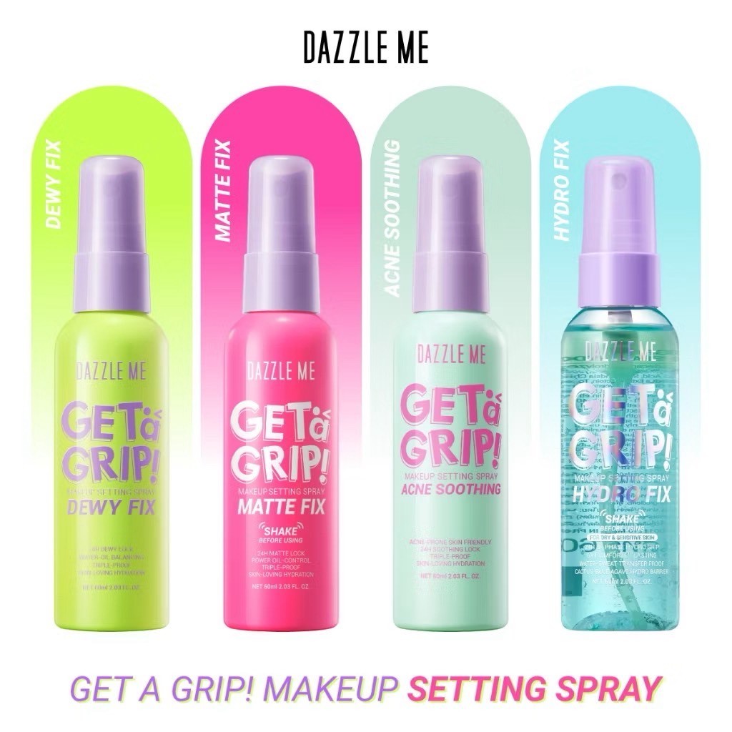 DAZZLE ME  สเปย์ล็อคเมคอัพ ผิวหน้าชุ่มชื่น ละอองละเอียด ปริมาณสุทธิ 60มล.