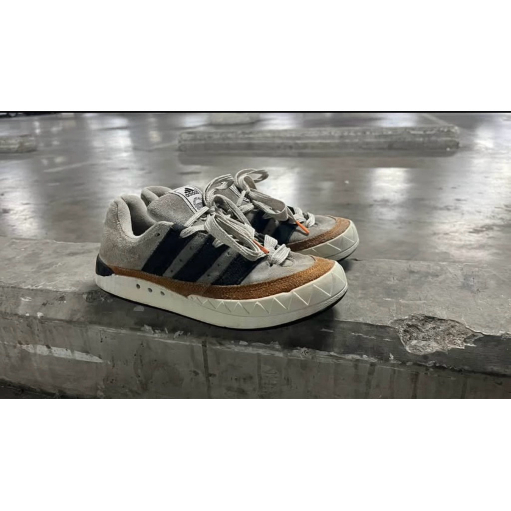 รองเท้ามือสอง adidas adimatic x humanmade