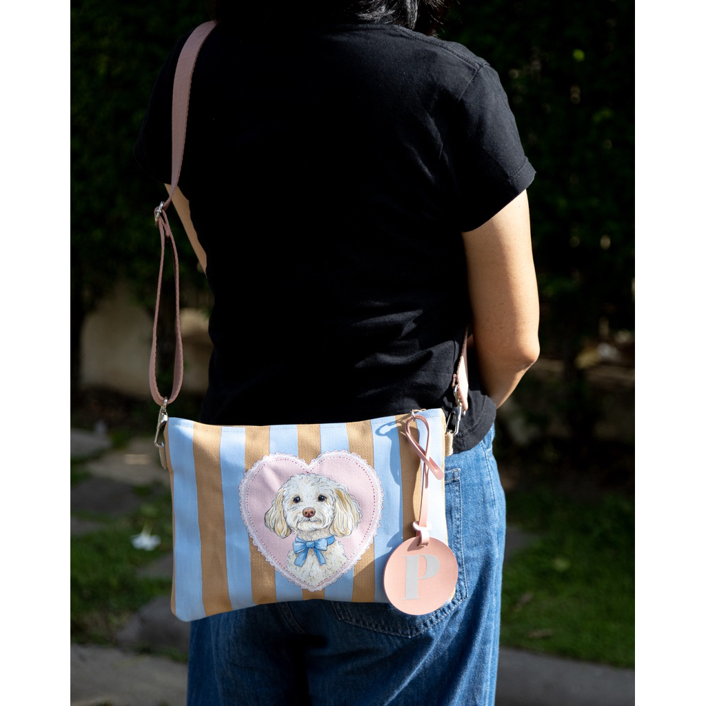 Poodle Pouch กระเป๋าผ้าแคนวาส พิมพ์ลายน้อง Poodle พร้อมป้ายอักษรย่อ
