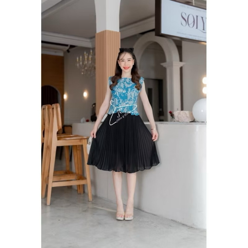 Jubbie & Chrissie : กระโปรงพลีทคลุมเข่า (ผ้าซีฟอง มีซับใน) Chiffon