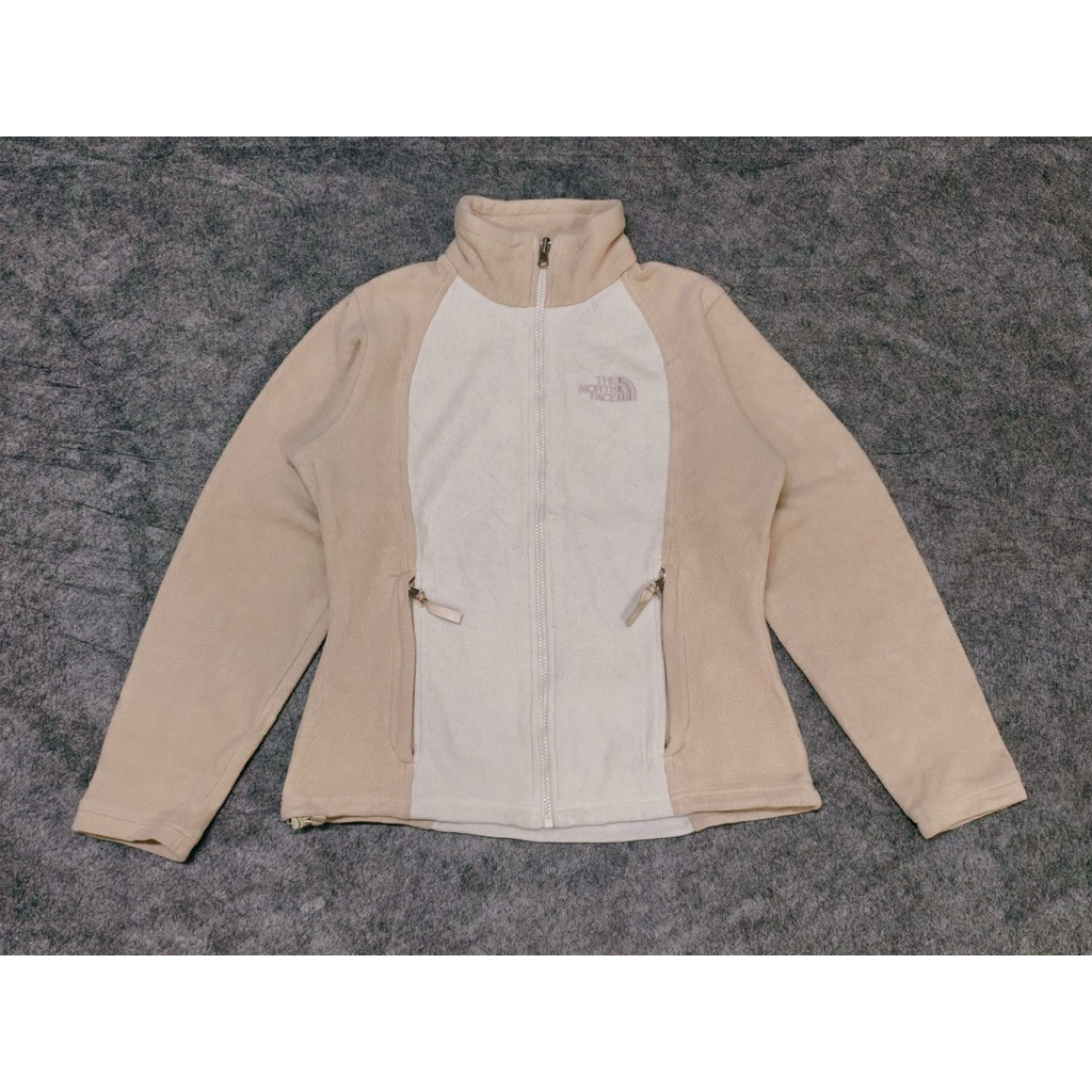 E-56 ➡️เสื้อฟรีส The North Face แท้มือสอง