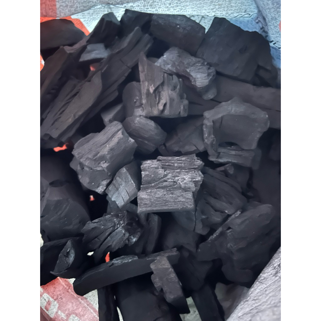 ถ่านหุงต้ม ถ่านไม้อย่างดี โลละ 25 บาท