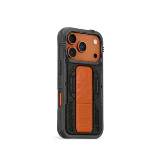 SKINARMA รุ่น Phantom เคสสำหรับ iPhone 17 Air / 17 Pro / 17 Pro Max