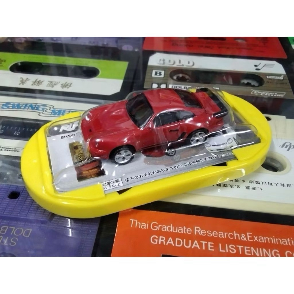 โมเดลรถเหล็ก 1/72 ruf porche 911 carrera สภาพใหม่ สินค้าจากตู้ญี่ปุ่น