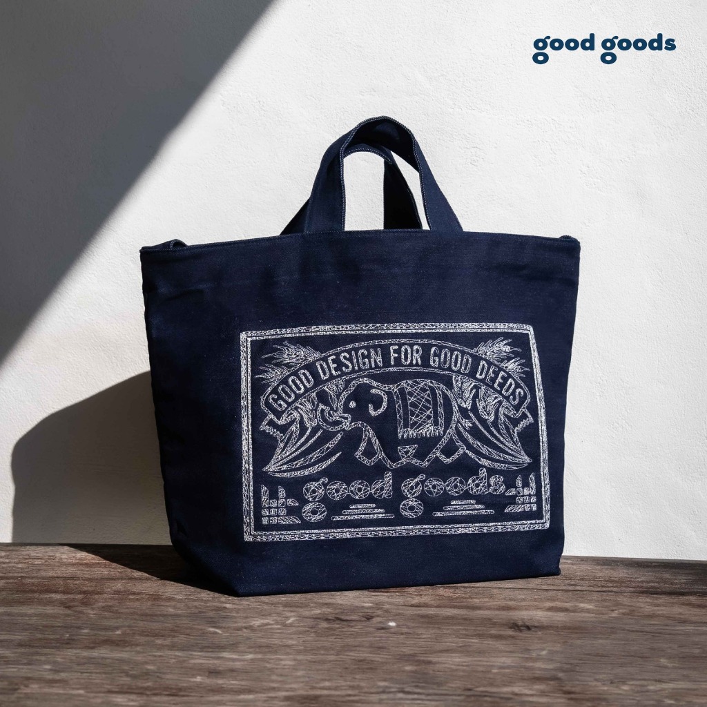 กระเป๋ายีนส์ลายโลโก้ Good Goods