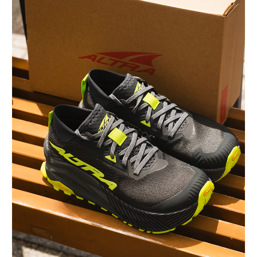 รองเท้าวิ่งเทรลผู้หญิง Altra Olympus 275