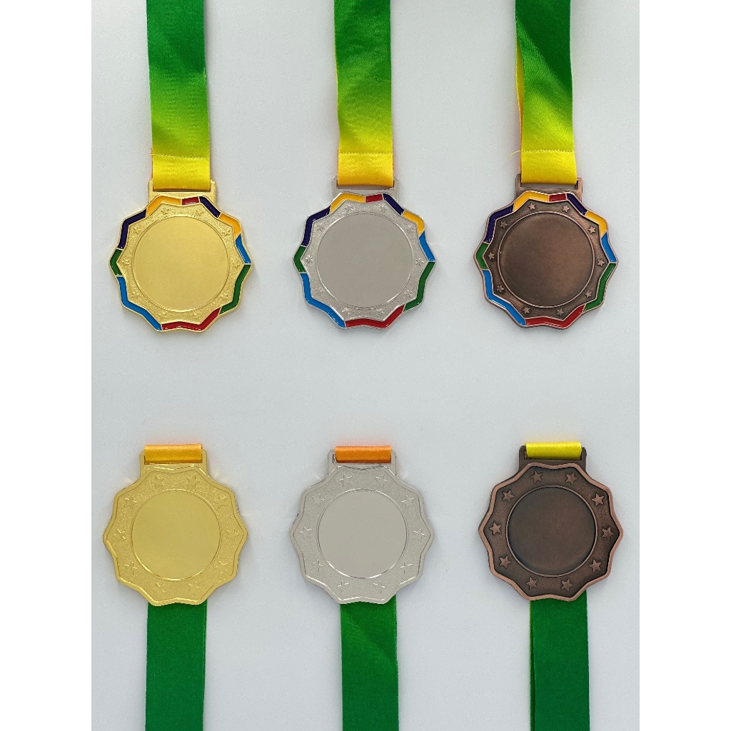 08เหรียญรางวัลโลหะ ใส่โลโก้ได้ 2 ด้าน พร้อมสายคล้อง  (ทำสติ๊กเกอร์ข้อความหรือโลโก้ให้ฟรี)