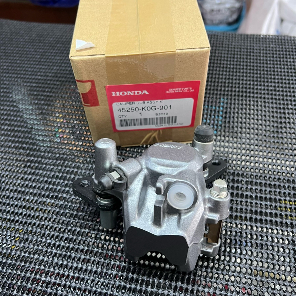 ปั๊มดิสล่าง ของแท้เบิกศูนย์ HONDA WAVE110-i, WAVE125-i ปลาวาฬ