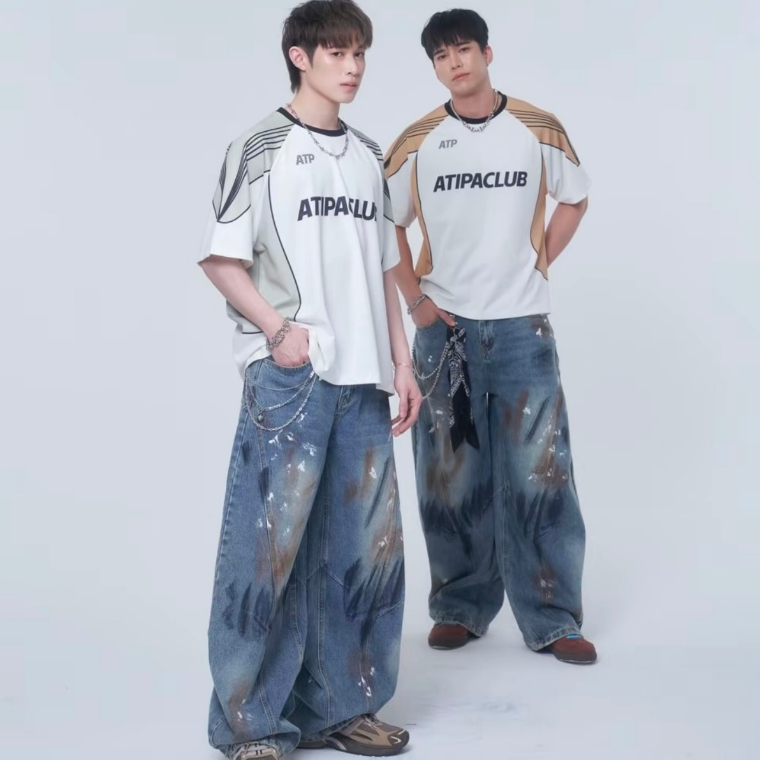 Atipashop - GRAFFITI ATP BARREL JEANS กางเกงยีนส์ ขายาว ทรงบาร์เรล ดีเทลปักโลโก้กระเป๋าหลัง