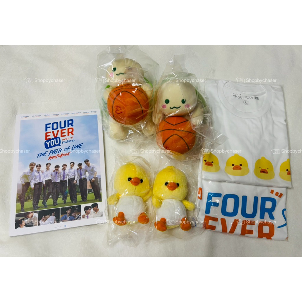 (พร้อมส่ง) PHOTOBOOK FOUREVERYOU เสื้อ เป็ด เพราะรักนำทาง โจฮันนอร์ธ แม็กกี้บาส Maxkybas