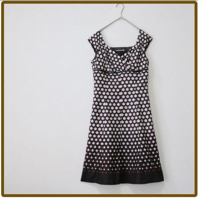 anySiS Brown Polka Dot Knee-Length Dress with Lace Details