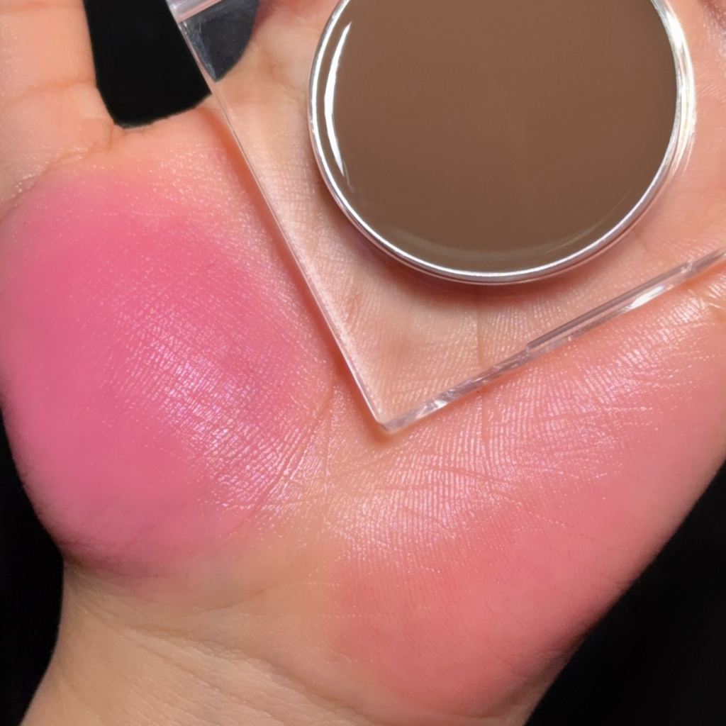 La Glace Lip&Cheek pH Blush Your Shade บลัช pH บลัชลากลาส บลัชดำ บลัชช็อคโกนมชมพู ราคา ถูกที่สุด ดีลบีเคเค แกลเลอรีภาพที่ 3