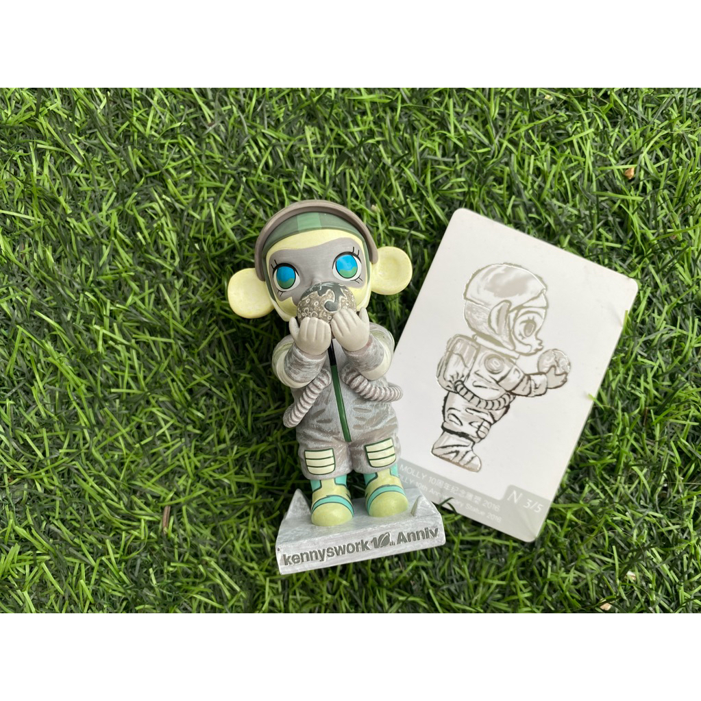 📌 Molly Anniversary Pop mart (ไม่มีกล่อง)