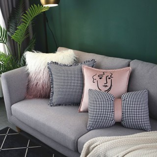 หมอนอิงสไตล์โมเดิร์นโทนดำชมพู ตกแต่งบ้าน รีสอร์ท คาเฟ่