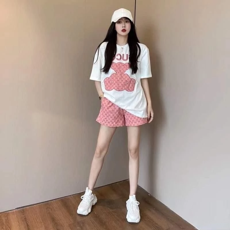 🚚【จัดส่งจากไทย】เสื้อยืดพิมพ์ลายหมีน่ารักเวอร์ชั่นเกาหลี แขนสั้น คอกลม ผ้าเนื้อนุ่ม สวมใส่สบาย