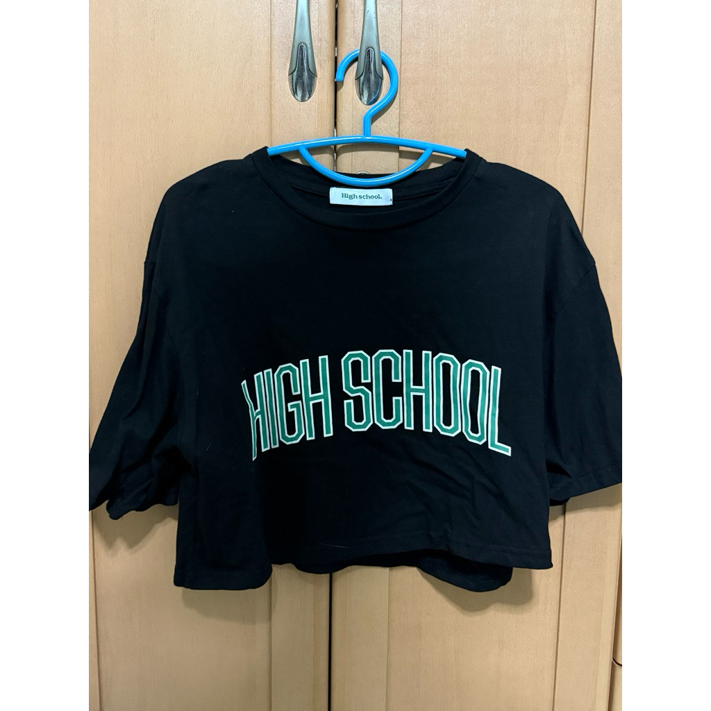 เสื้อครอป high school
