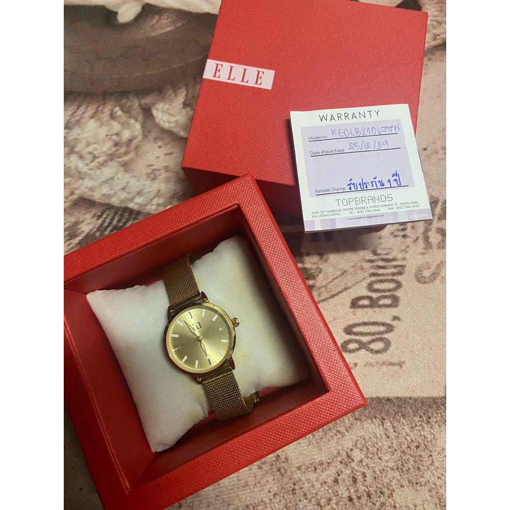 นาฬิกายี่ห้อ ELLE สีทอง