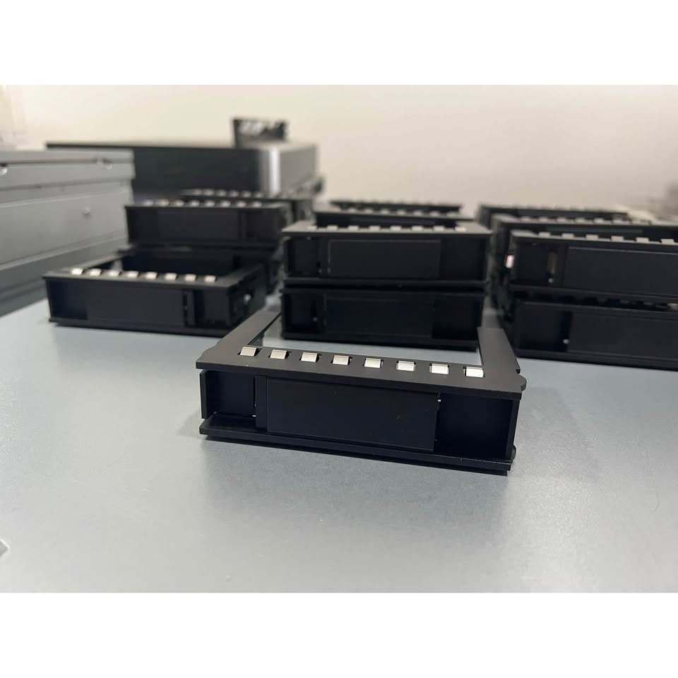 ที่ปิดช่อง hdd server dell gen 14 R540 R740 R740xd T640 T440 LFF 3.5" 0F3F7V ฝาปิดhddมือสองพร้อมใช้ง