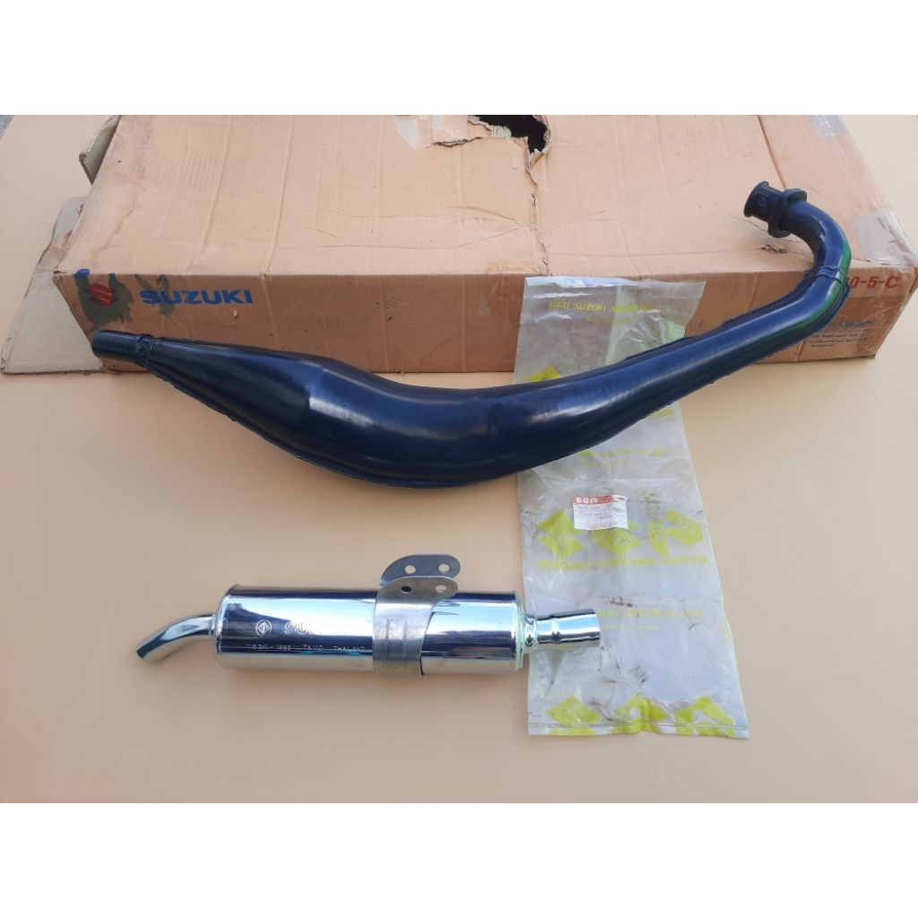 ท่อไอเสีย+ปลายท่อ SUZUKI Flash 110 แท้ใหม่