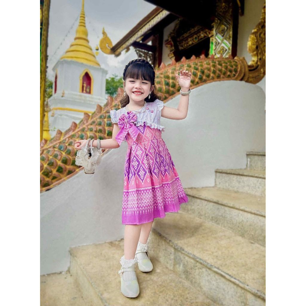 เดรสอกลูกไม้ปักรุ้ง แบบใหม่ล่าสุด คุณหนูคุณจัยสุดๆ - รูปที่ 2