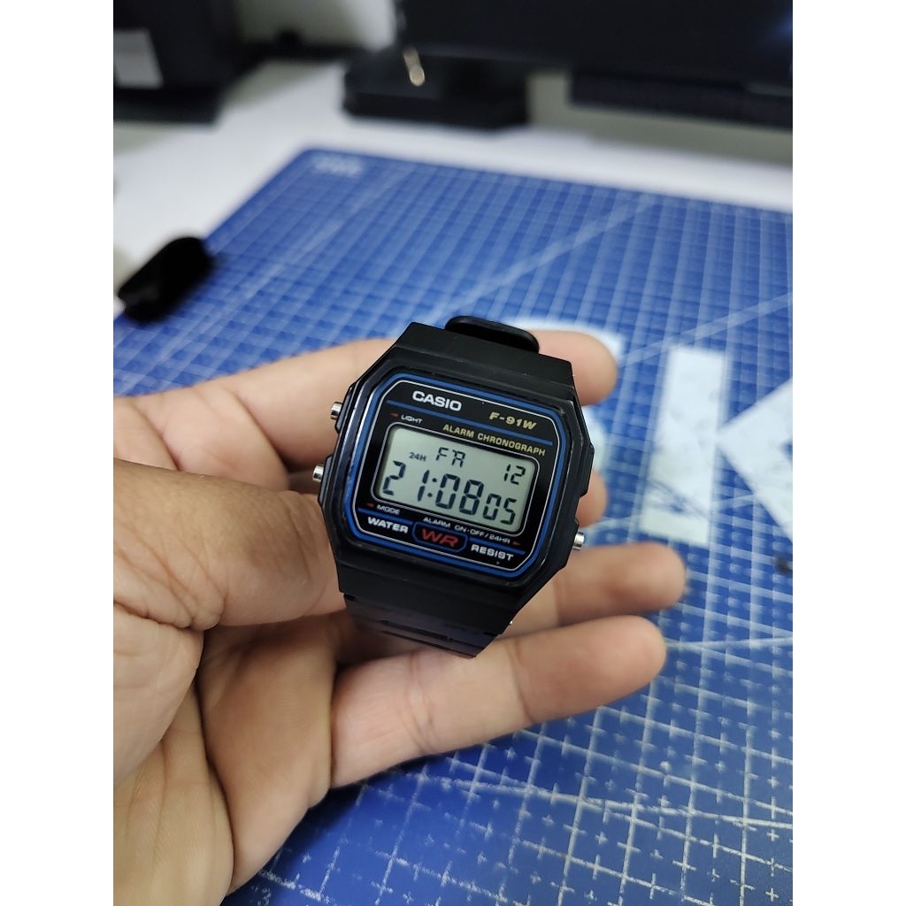 นาฬิกา Casio F-91W มือสอง